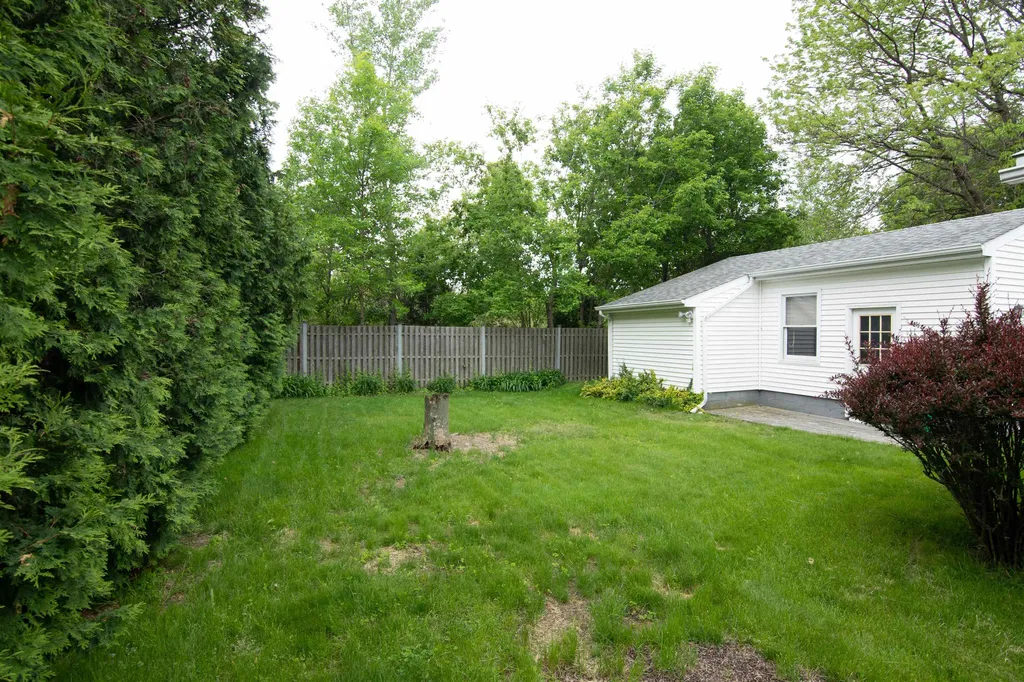93 Birchcliff Parkway Burlington VT 05401