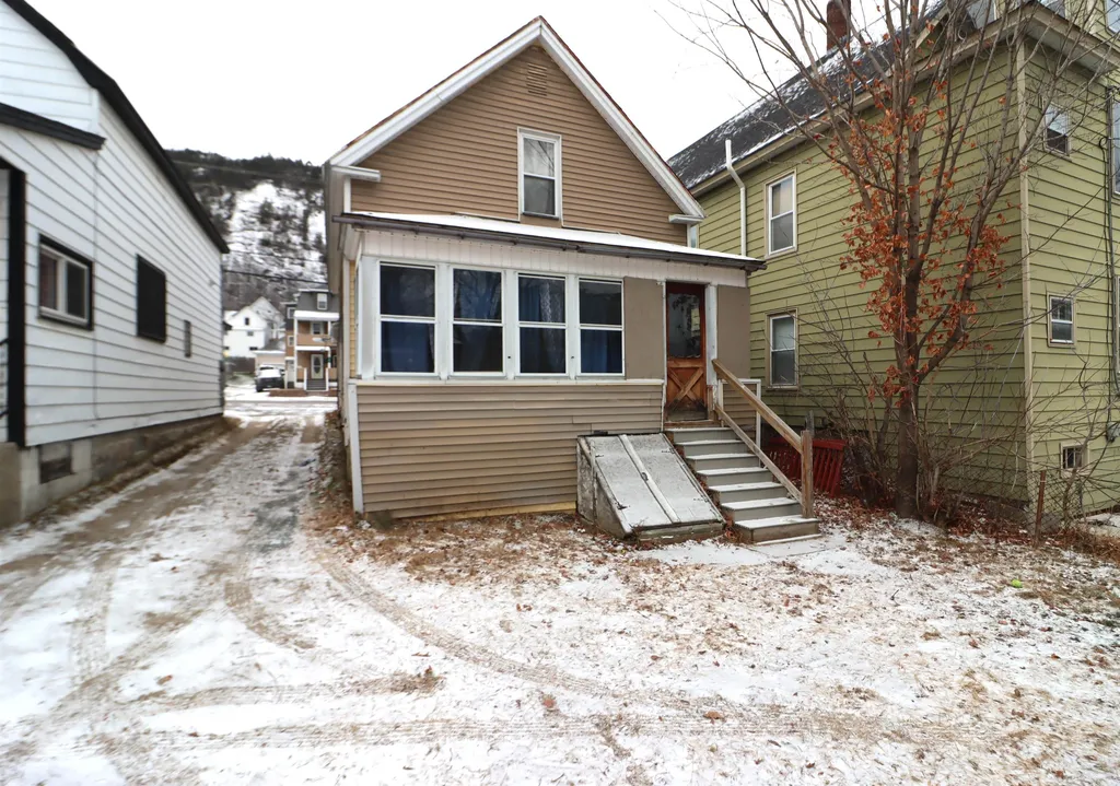 786 Third Avenue Berlin NH 03570