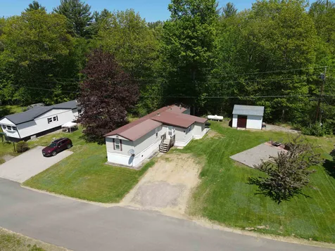 17 N Windy Road Tilton NH 03276