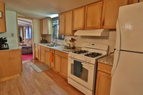 17 N Windy Road Tilton NH 03276