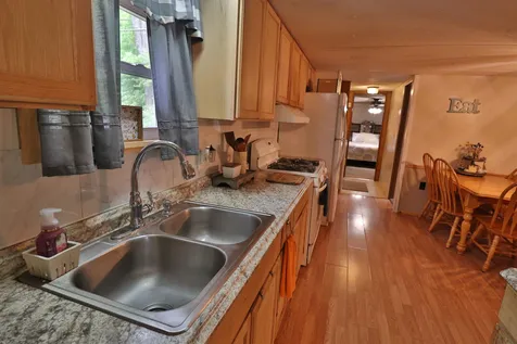 17 N Windy Road Tilton NH 03276
