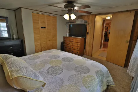 17 N Windy Road Tilton NH 03276