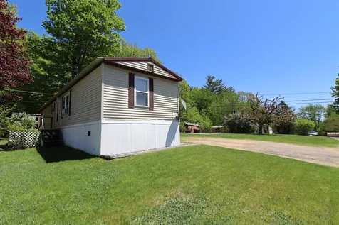 17 N Windy Road Tilton NH 03276