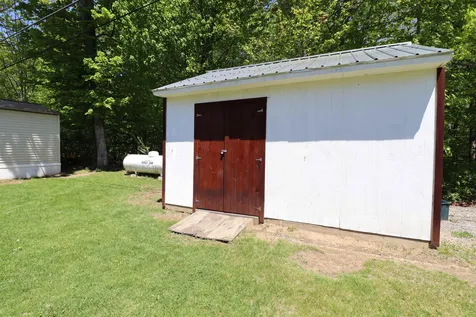 17 N Windy Road Tilton NH 03276