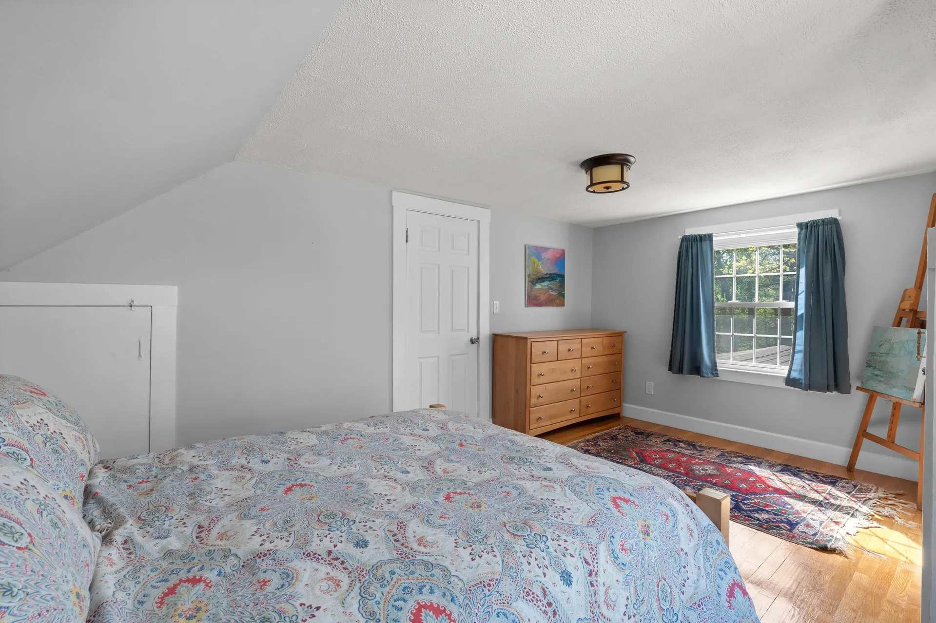 17 Oakwood Street Hudson NH 03051