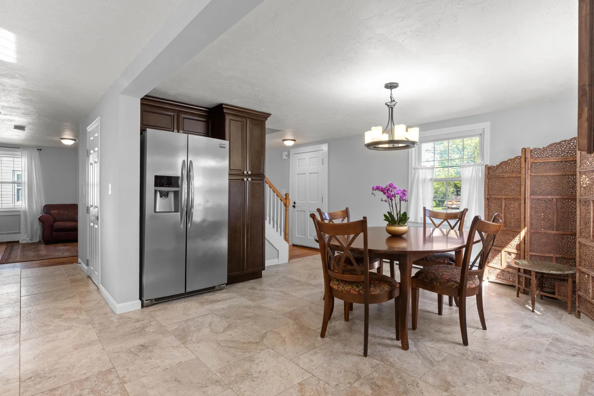 17 Oakwood Street Hudson NH 03051