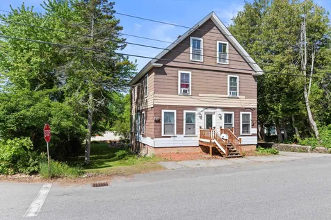 18 Franklin Street Derry NH 03038