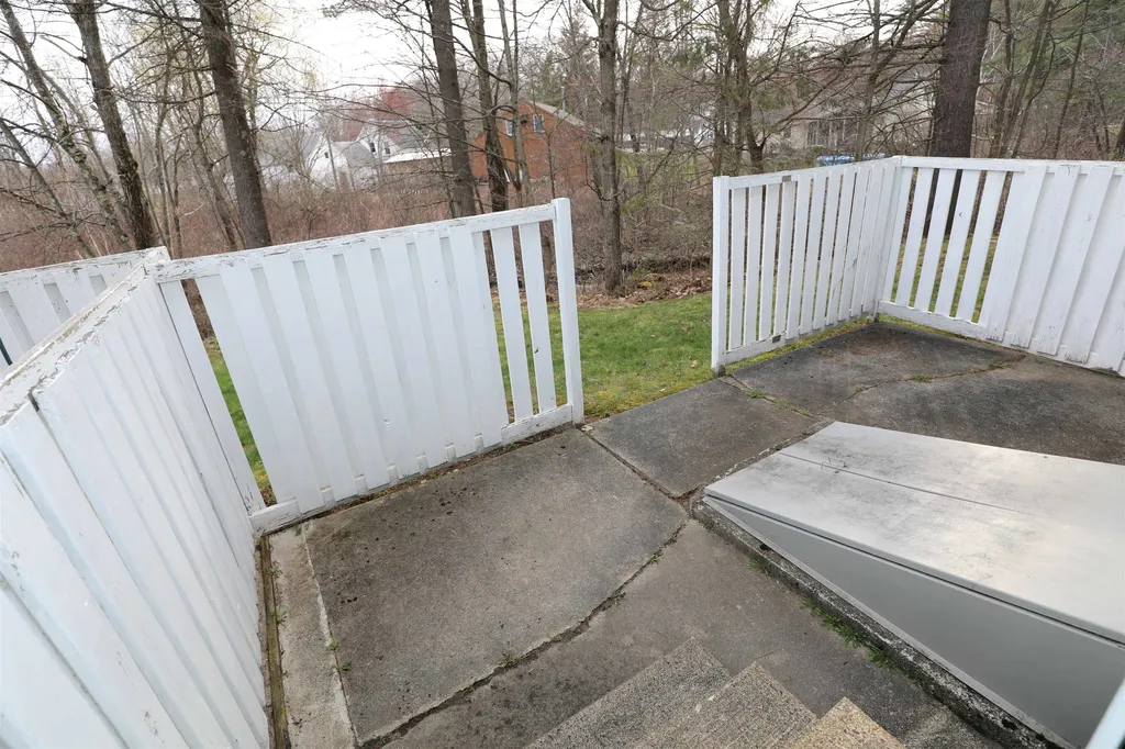 66 Preston Street Hillsborough NH 03244
