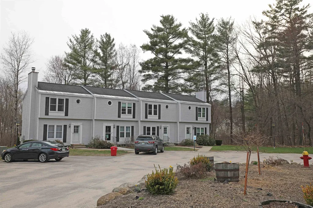 66 Preston Street Hillsborough NH 03244