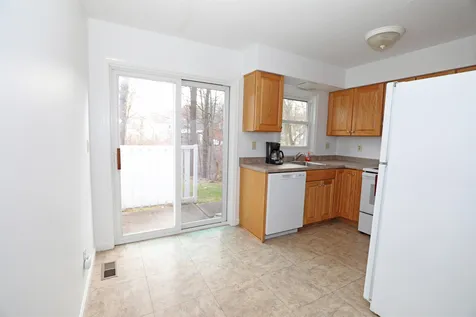 66 Preston Street Hillsborough NH 03244