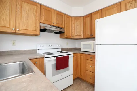 66 Preston Street Hillsborough NH 03244