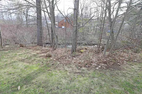 66 Preston Street Hillsborough NH 03244