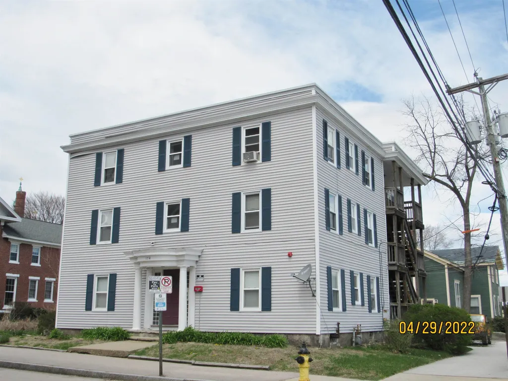 174 Concord Street Manchester NH 03104