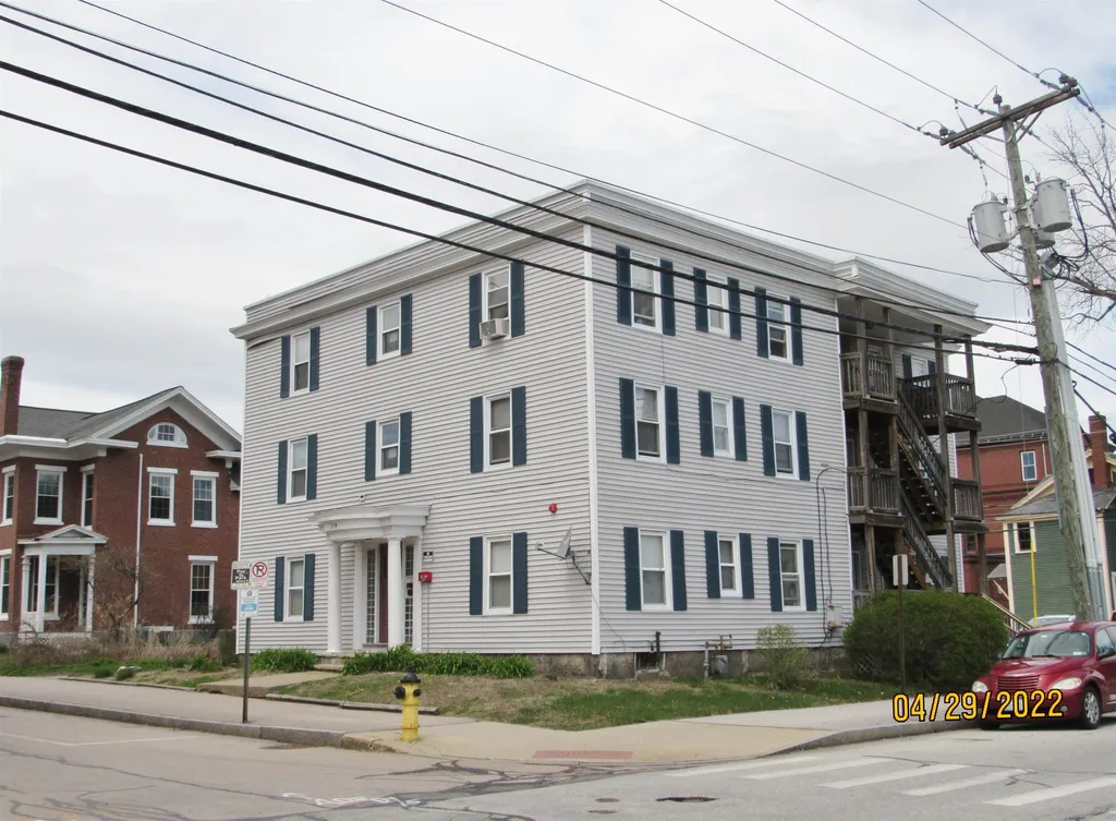 174 Concord Street Manchester NH 03104