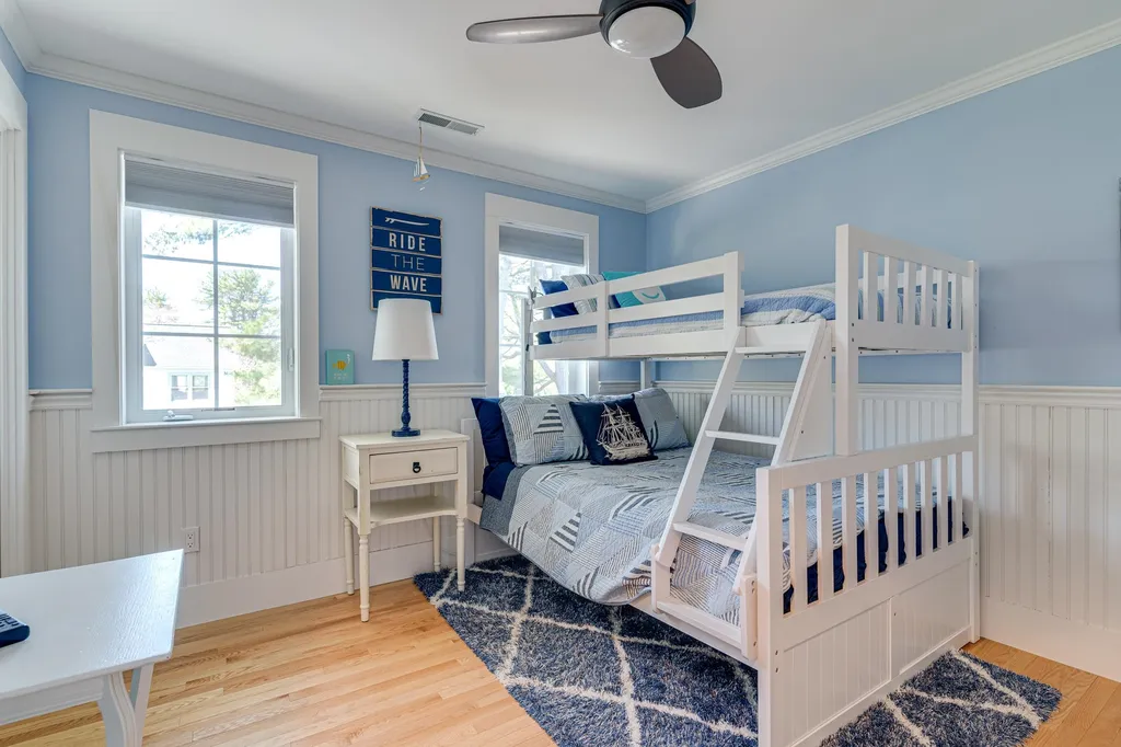 434 High Street Hampton NH 03842
