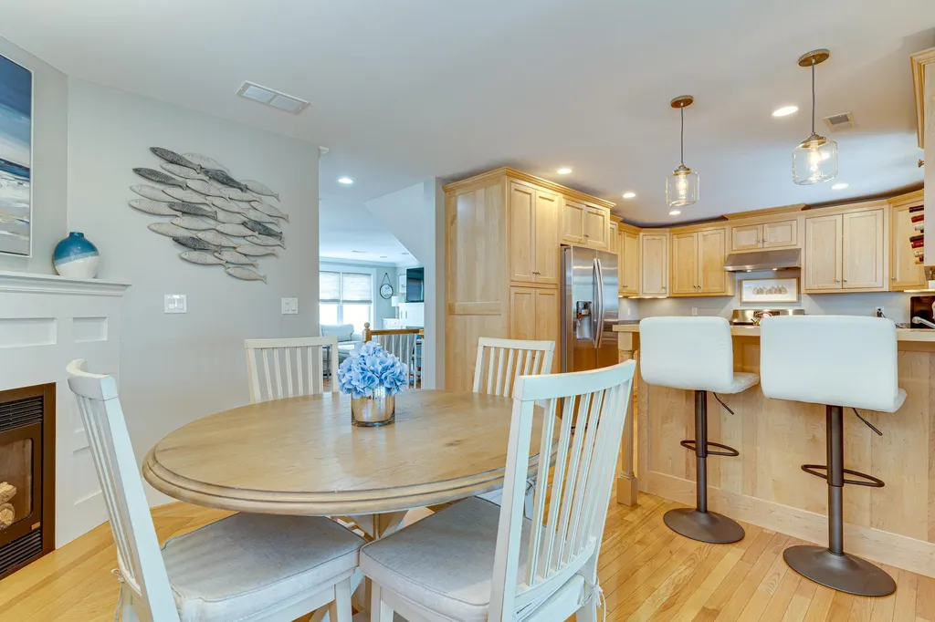 434 High Street Hampton NH 03842