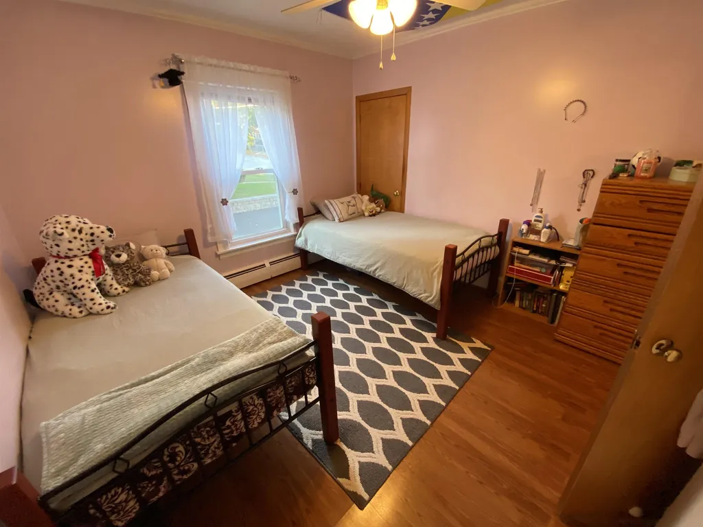 31 Glendale Avenue Manchester NH 03103