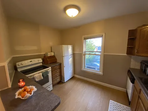 31 Glendale Avenue Manchester NH 03103