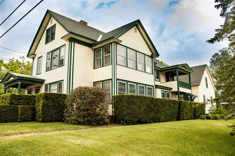 34 Highland Street Ashland NH 03217