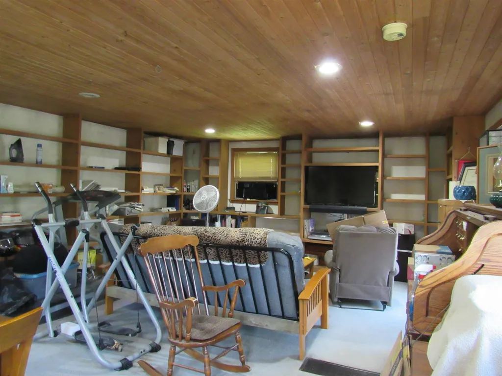 112 Hawkins Road Dummer NH 03588