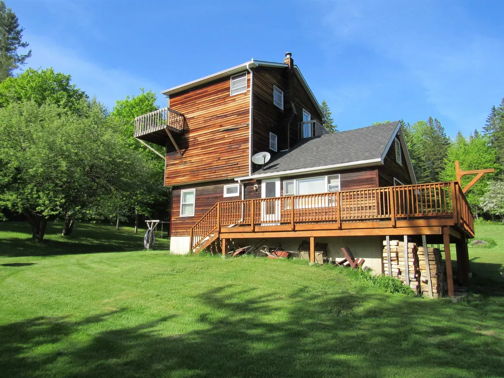 112 Hawkins Road Dummer NH 03588