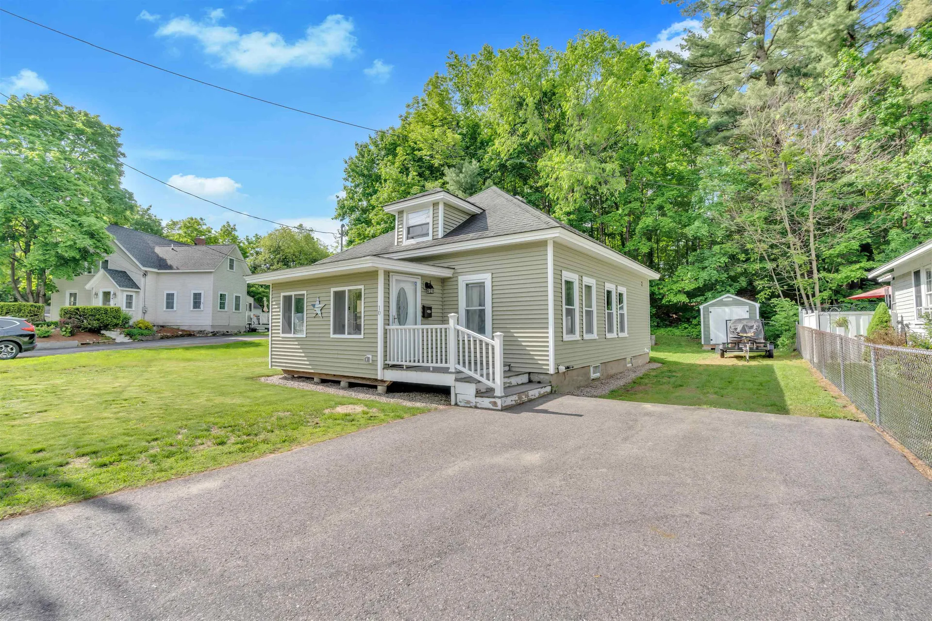 10 Gray Avenue Farmington NH 03835