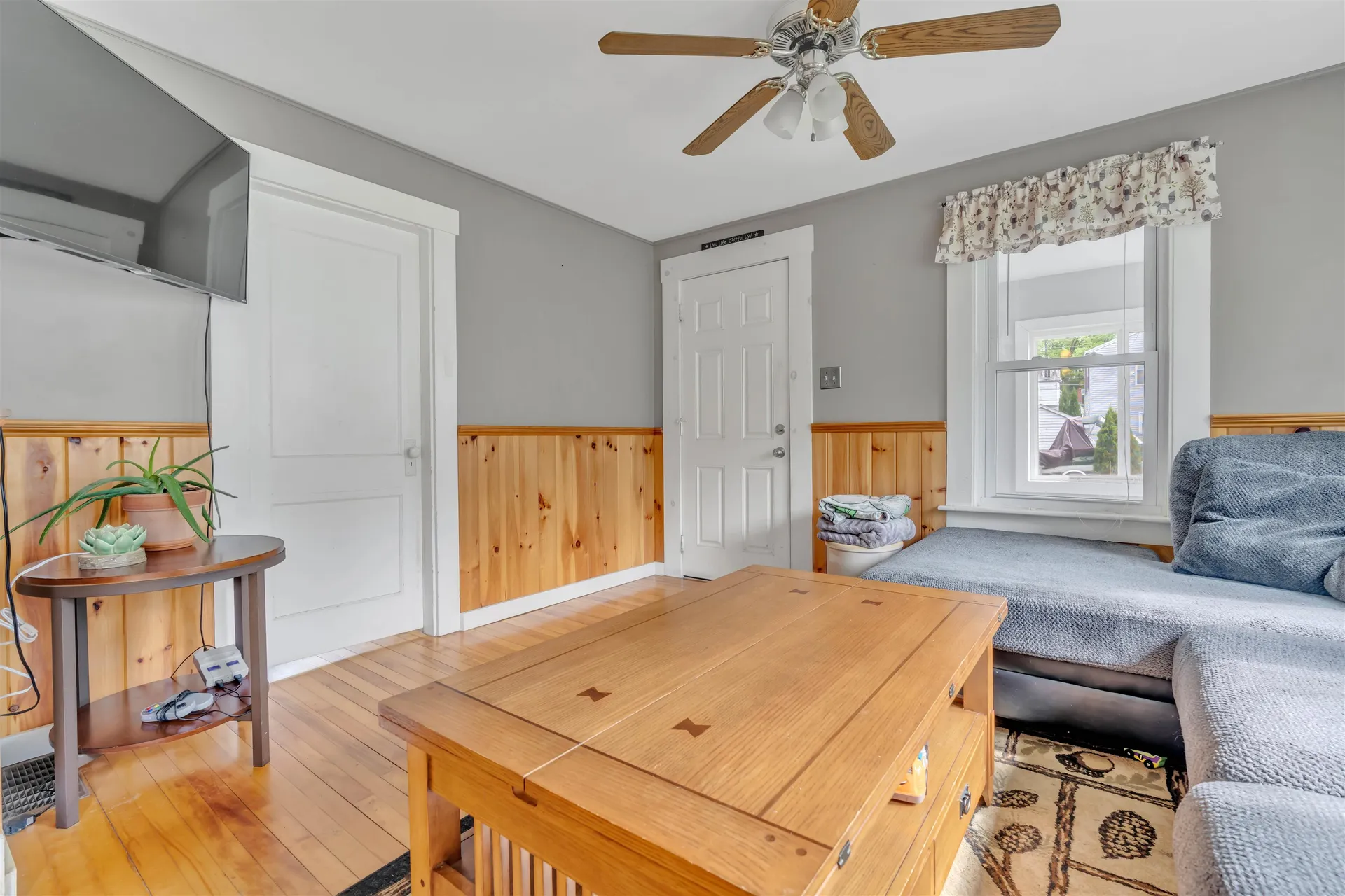 10 Gray Avenue Farmington NH 03835