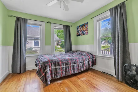 10 Gray Avenue Farmington NH 03835