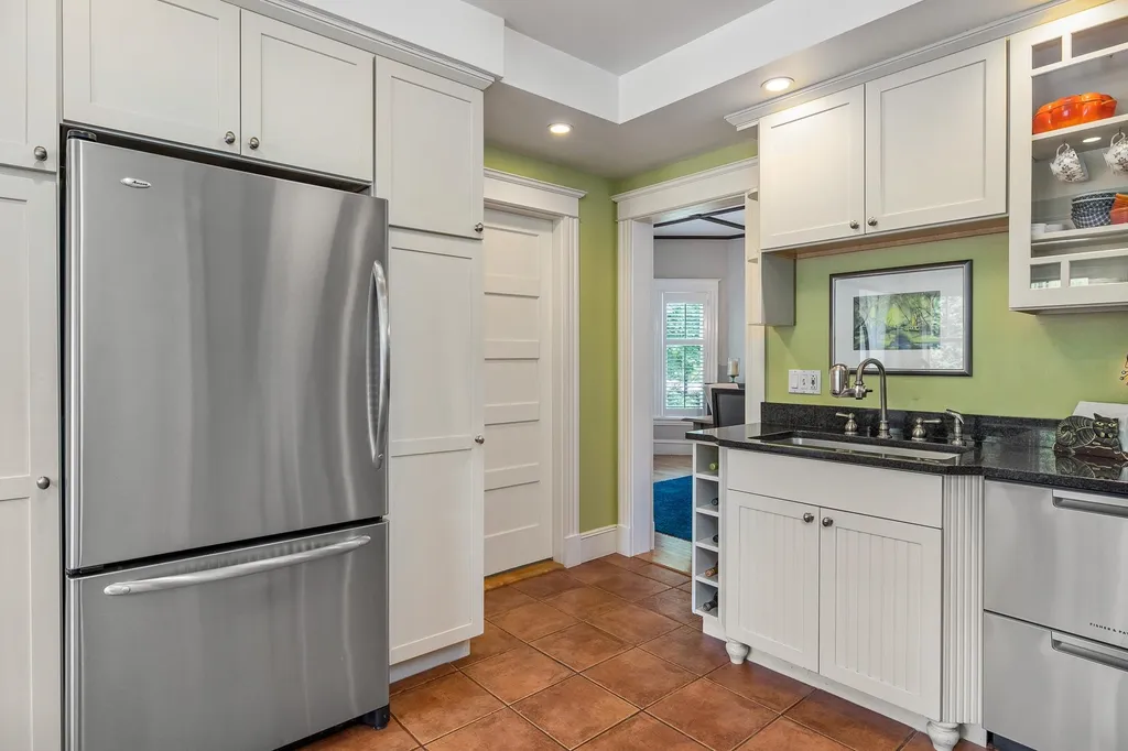 653 Greenland Road Portsmouth NH 03801