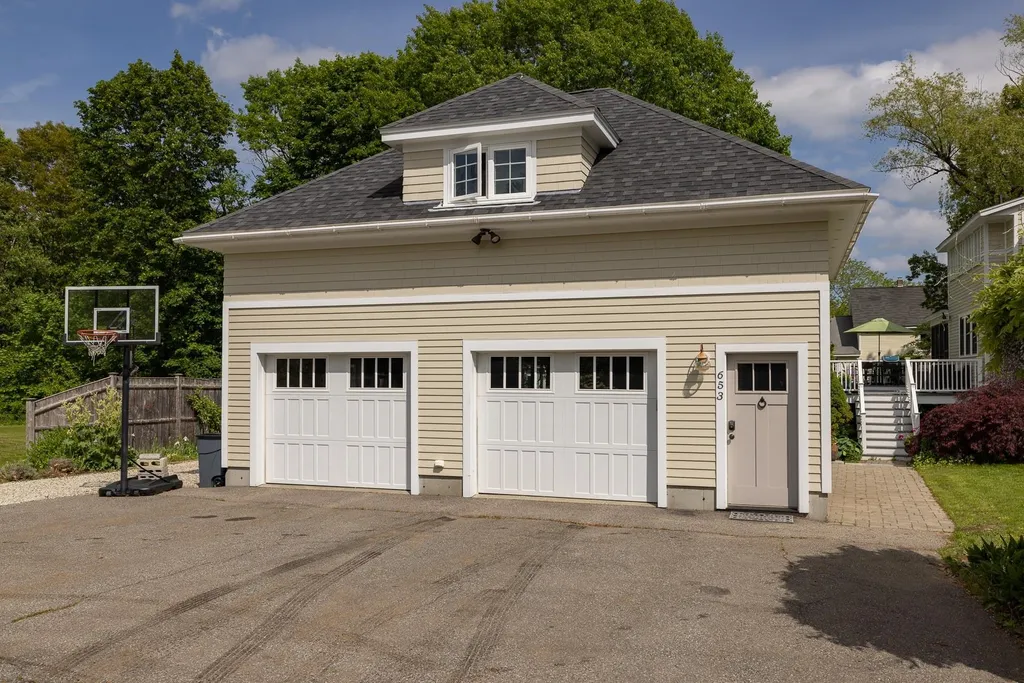 653 Greenland Road Portsmouth NH 03801
