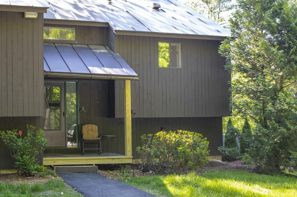 1299 Quechee Main Street Hartford VT 05059