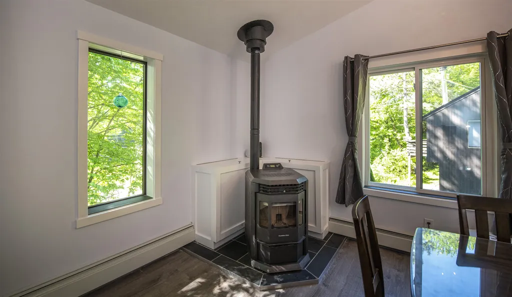 1299 Quechee Main Street Hartford VT 05059