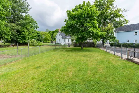 29 Walnut Street Rochester NH 03867