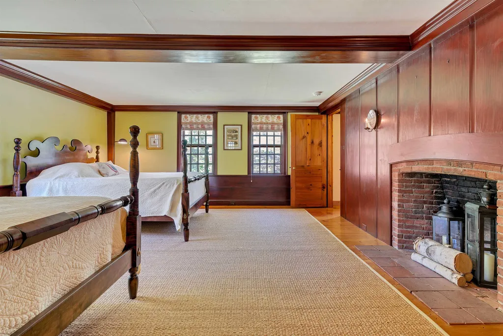 271 Baker Turn Hartford VT 05059