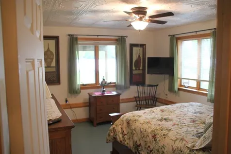 25 Leland Lane Glover VT 05839