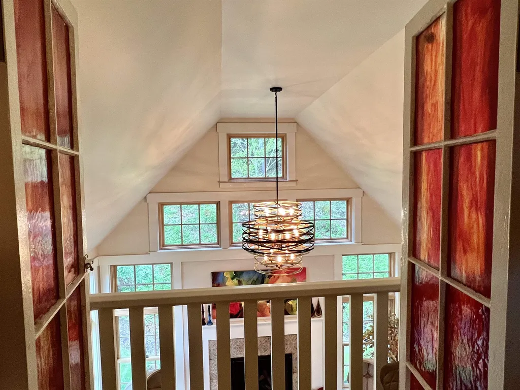 146 River Street Hartford VT 05059
