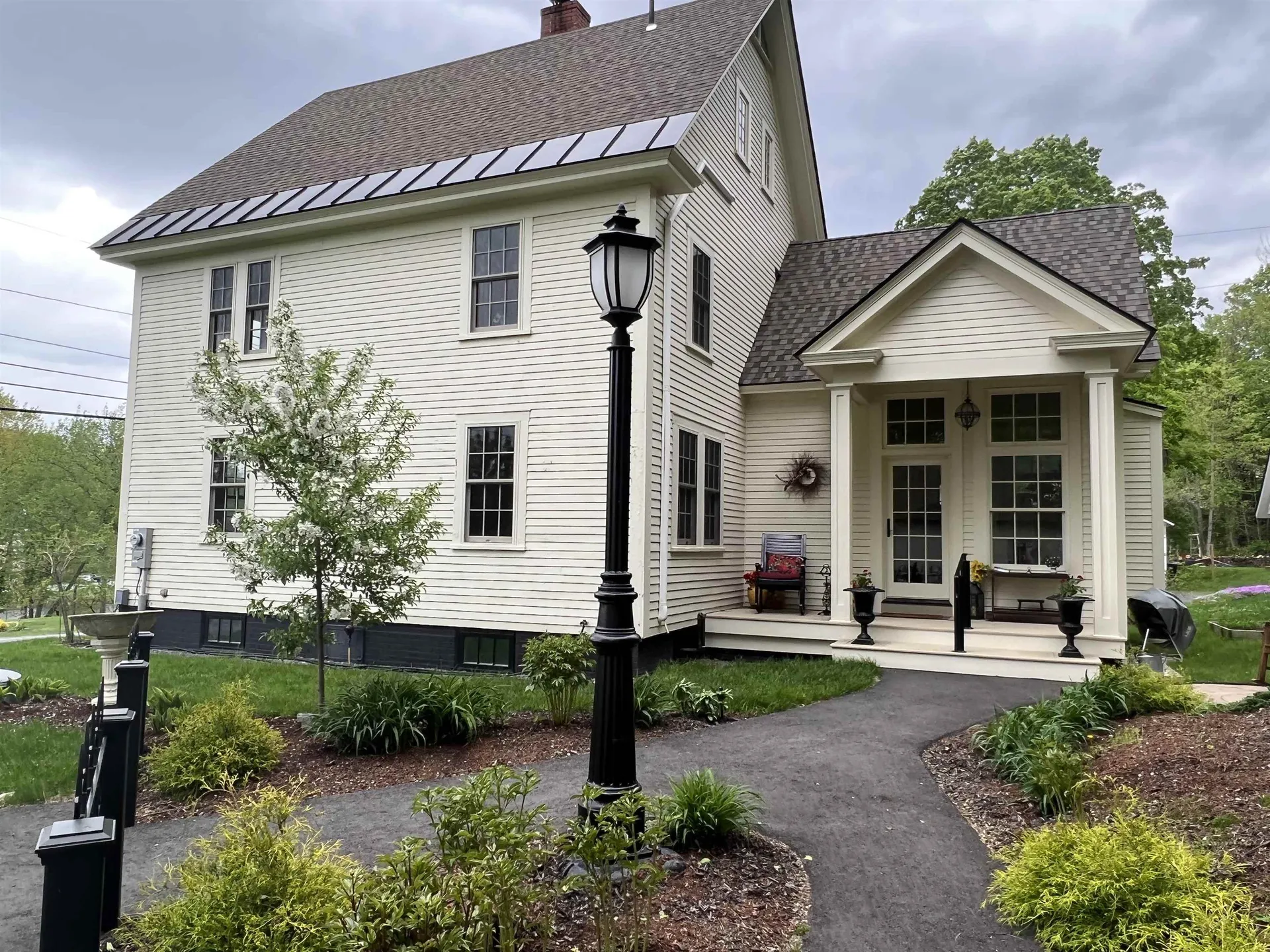 146 River Street Hartford VT 05059