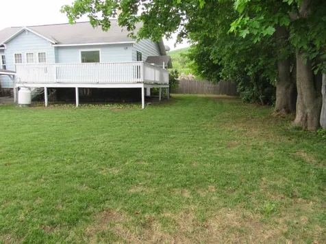 6 Malloy Avenue Gorham NH 03581