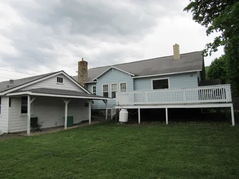 6 Malloy Avenue Gorham NH 03581