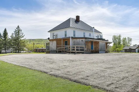 8 Back Lake Road Pittsburg NH 03592