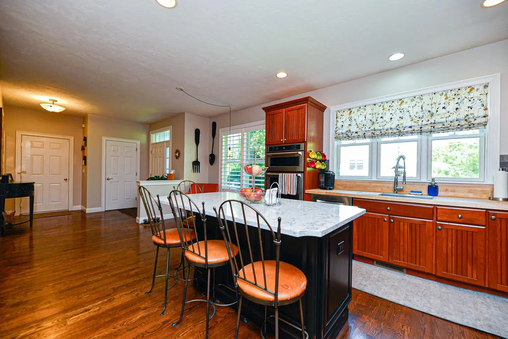19 Crockett's Way Stratham NH 03885