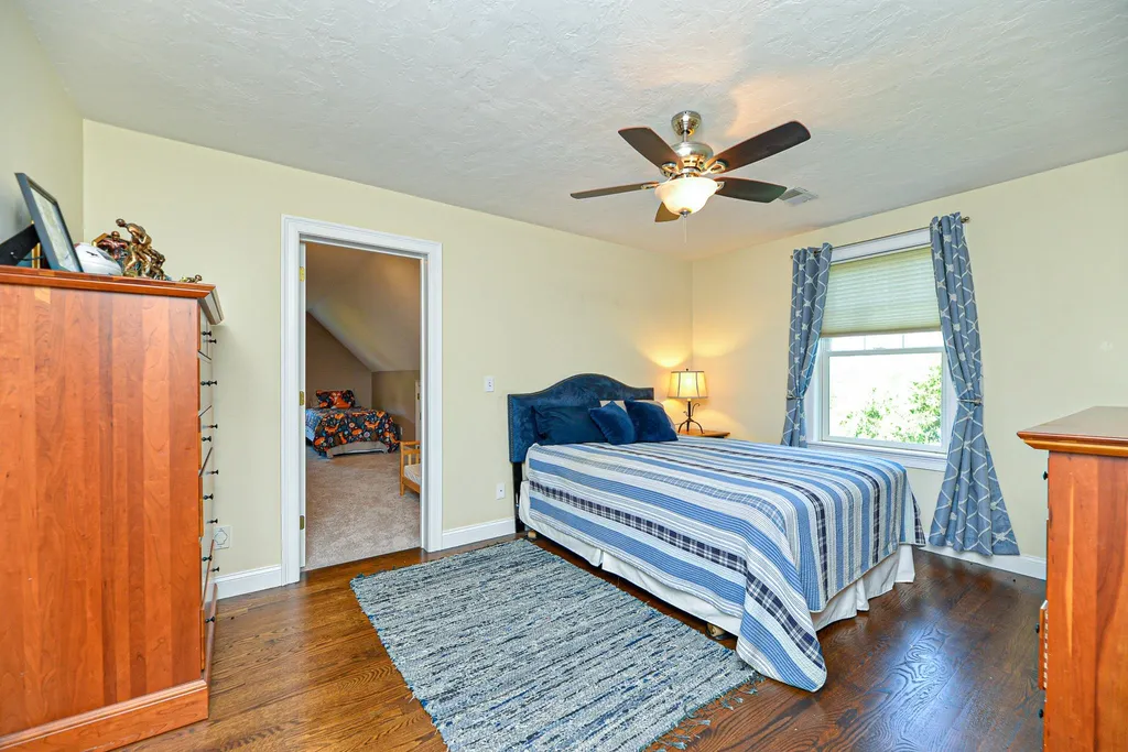 19 Crockett's Way Stratham NH 03885