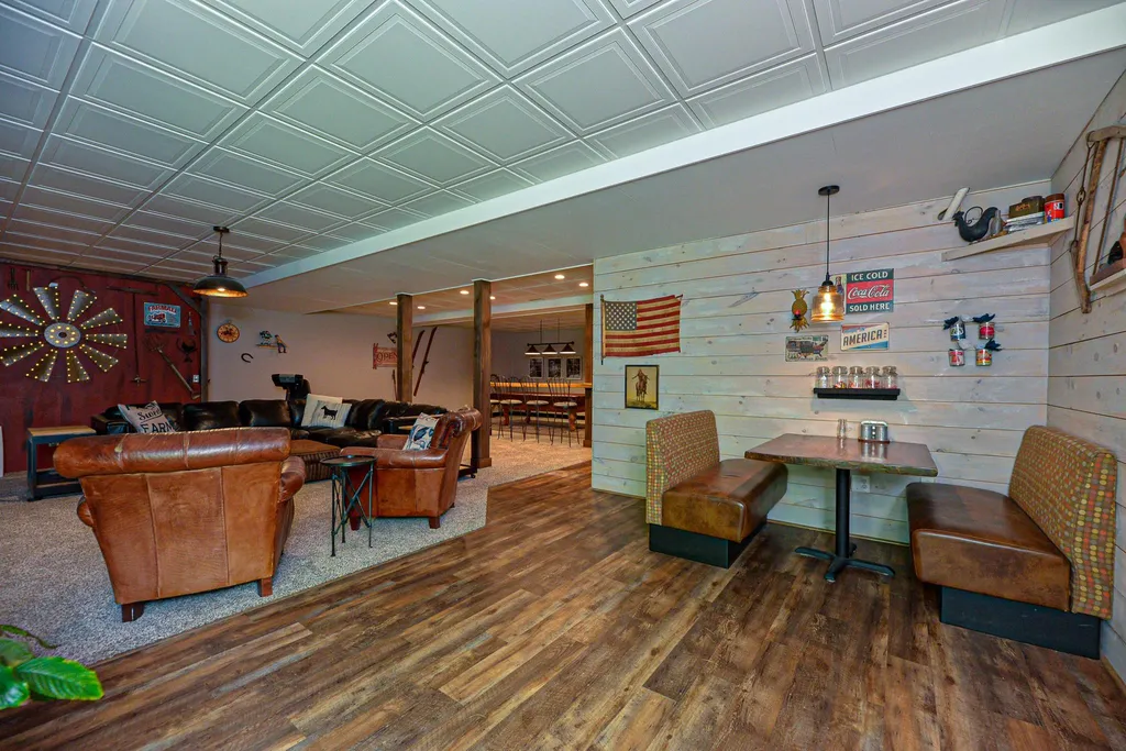 19 Crockett's Way Stratham NH 03885