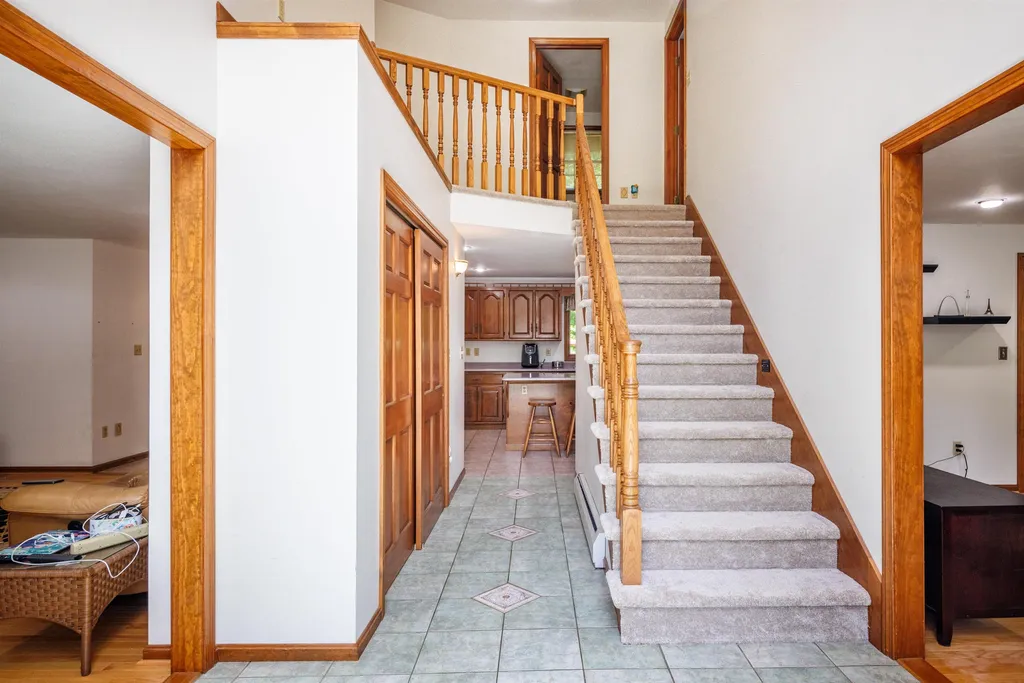 9 Briarwood Lane Dover NH 03820