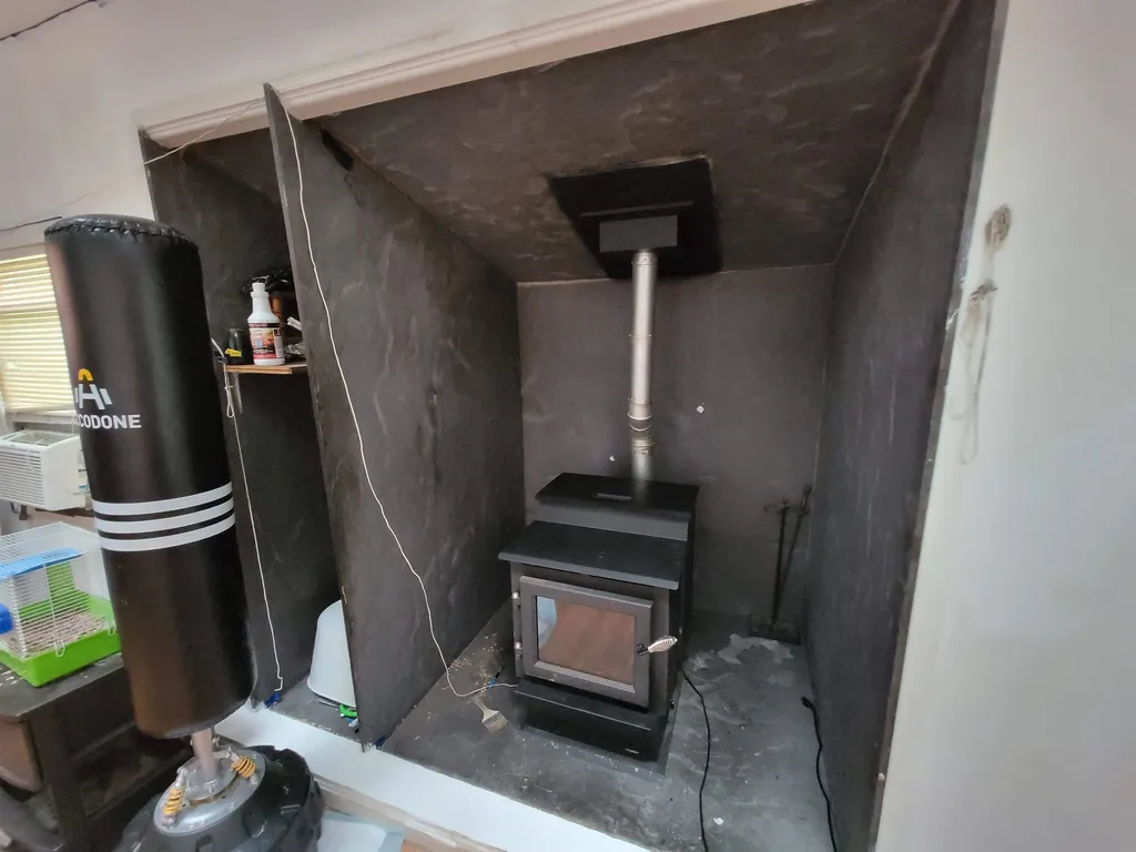 4 Cheryl Street Nashua NH 03062