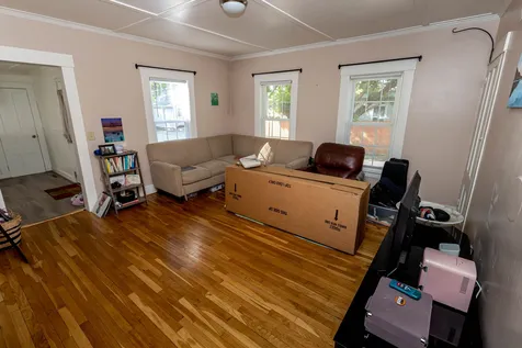 17 Maple Street Rochester NH 03867