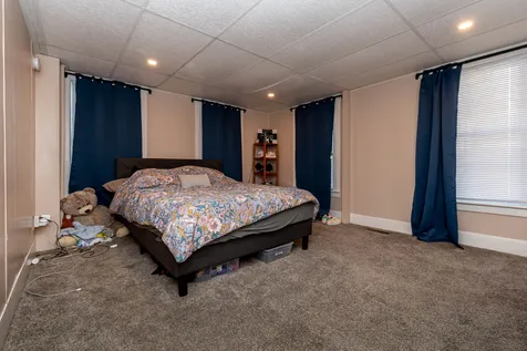 17 Maple Street Rochester NH 03867