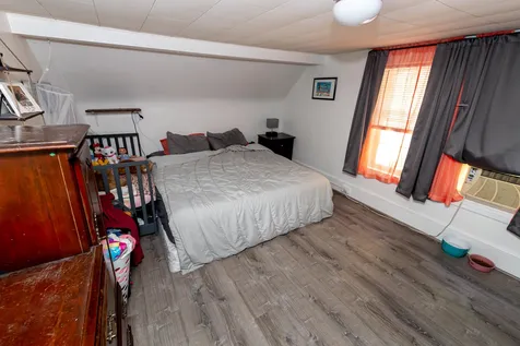 17 Maple Street Rochester NH 03867