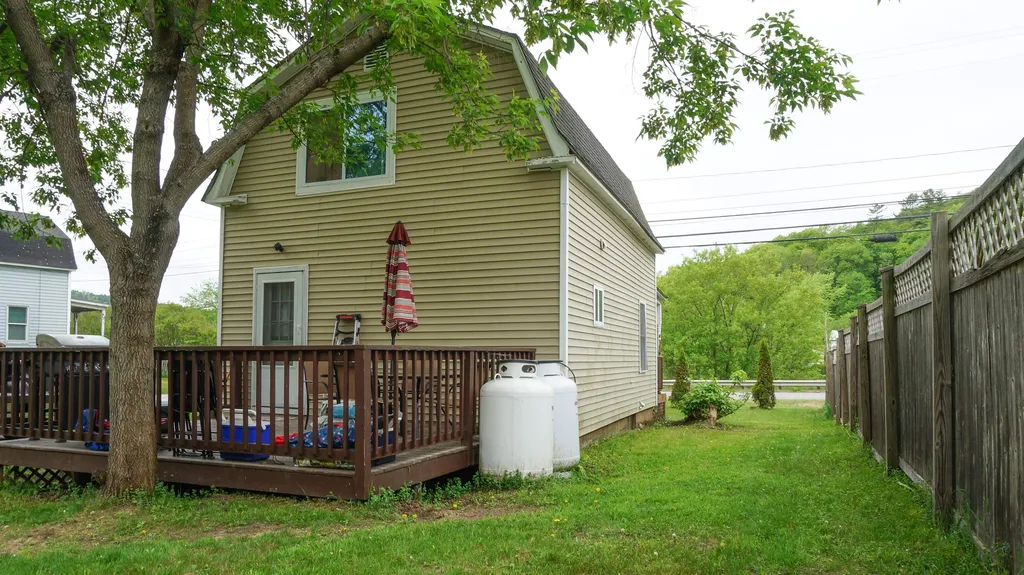5 Acre Drive Landaff NH 03585