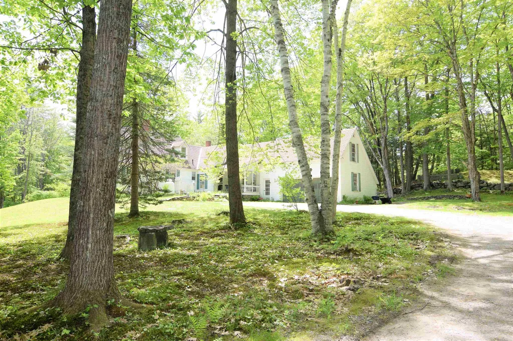 324 Stagecoach Road Sunapee NH 03782